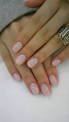 Rounded Nail Shape