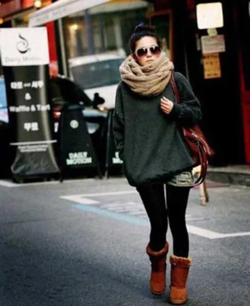 Blush Pink Scarf with Grey Sweater & Black Skinny Jeans