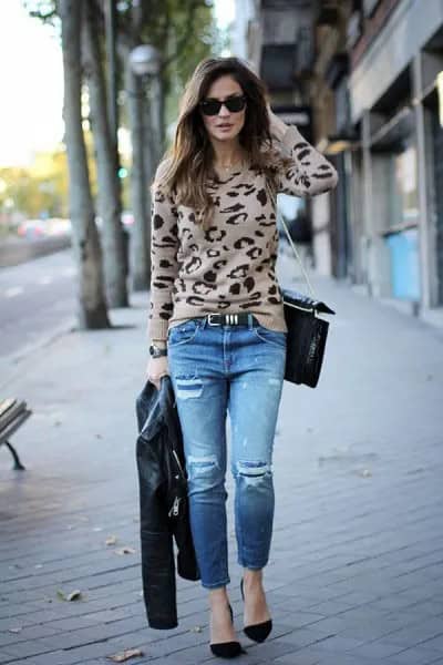 Blush Pink and Black Printed Sweater with Jeans & Suede Heels