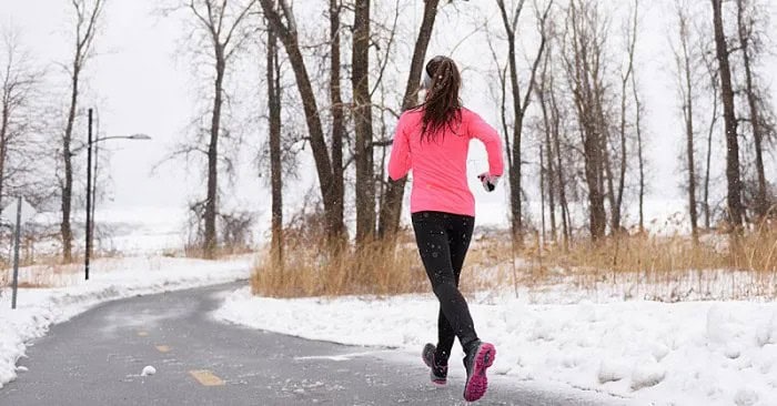 Pink Fitted Zip Up Sweatshirt with Black Running Tights & Grey Gloves