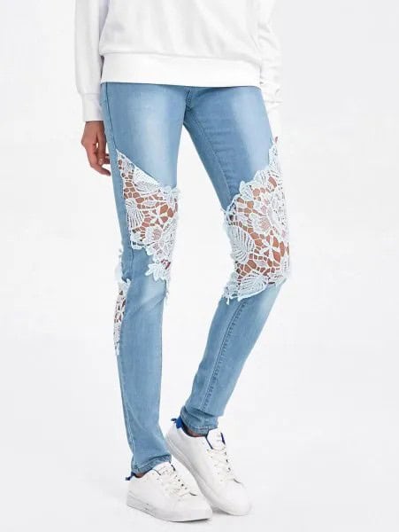 White Sweatshirt with Light Blue Lace Jeans & White Sneakers