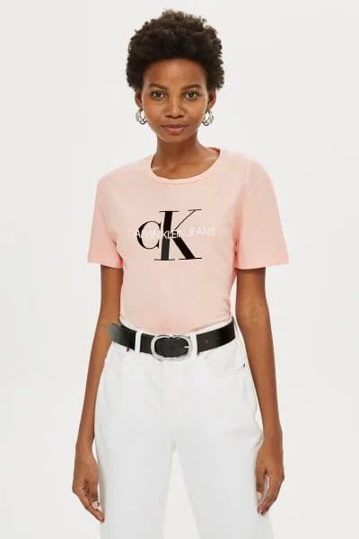 Pale Pink Fitted Graphic Tee with White Straight Leg Jeans