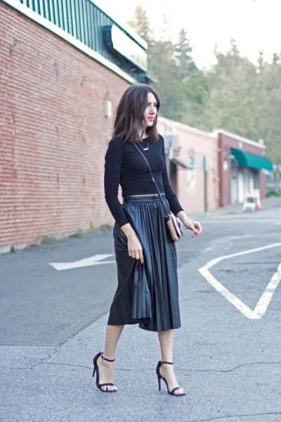 Form Fitting Cropped Long Sleeve Tee with Black Midi Pleated Skirt