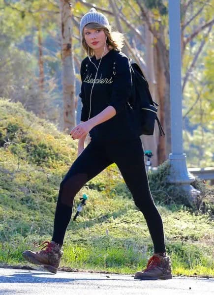 Dark Grey Hiking Boots with Black Top & Skinny Jeans