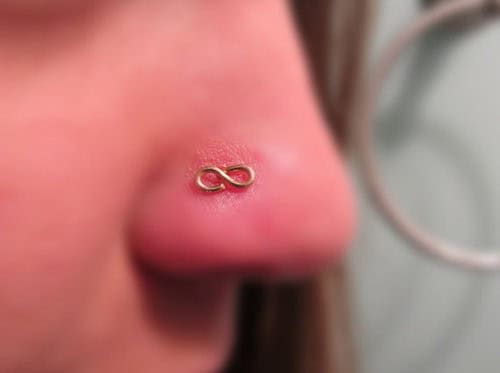 Nostril Piercing – Studs