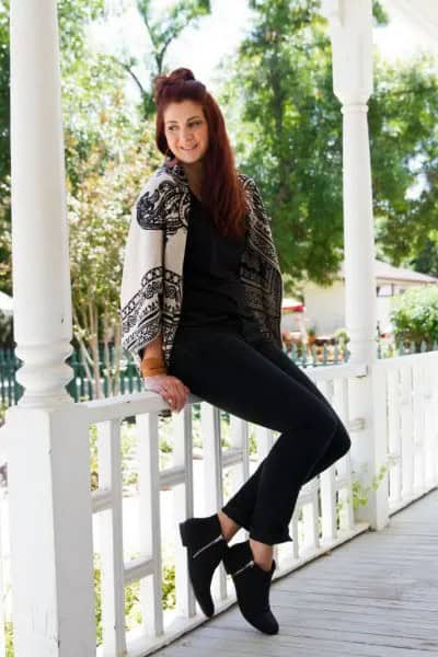 White Tribal Printed Cape with Skinny Ankle Jeans & Black Short Boots