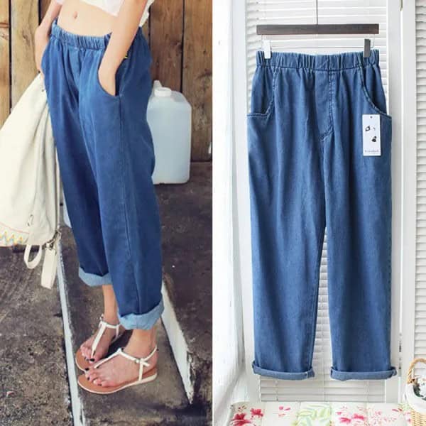 Blue Wide Leg Elastic Waist Jeans with White Top