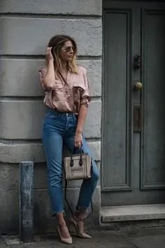 Rose Gold Short Sleeve Shirt with Cropped High Rise Jeans