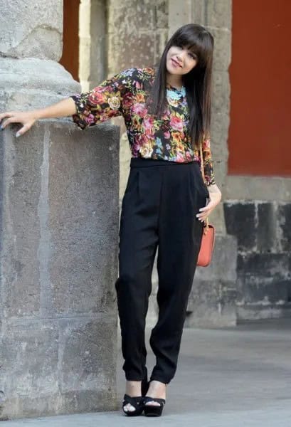 Floral Printed Blouse with Black High Rise Pants