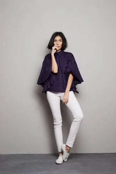 Navy Batwing Shirt with White Skinny Jeans