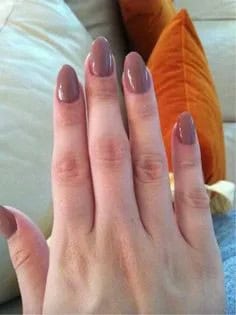 Rounded Nail Shape