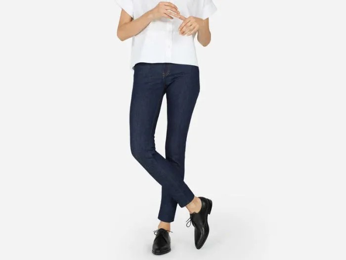 White Short Sleeve Button Up Shirt with Dark Blue Skinny Jeans & Black Shoes