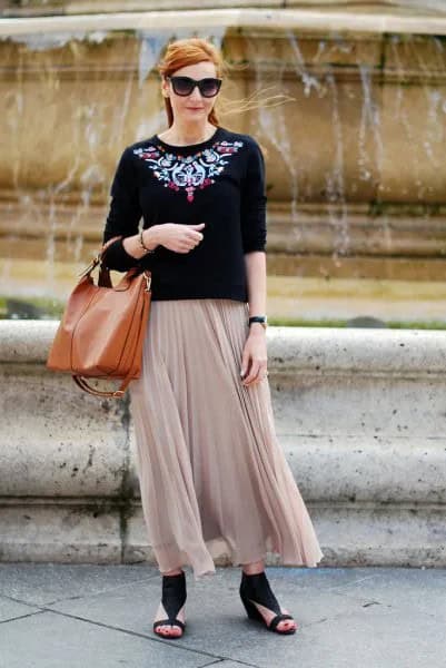 Black and Silver Sweatshirt with Pale Pink Pleated Maxi Skirt