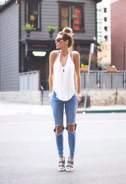 White Scoop Neck Relaxed Fit Tank Top with Blue Skinny Torn Jeans