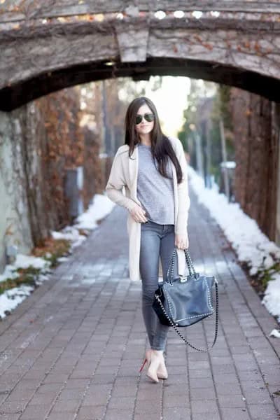 White Longline Cardigan with Grey T Shirt & Skinny Jeans