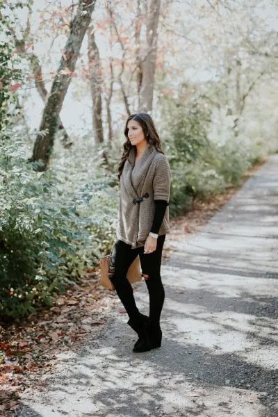 Grey Wrap Shawl with Black Skinny Jeans & Suede Ankle Boots