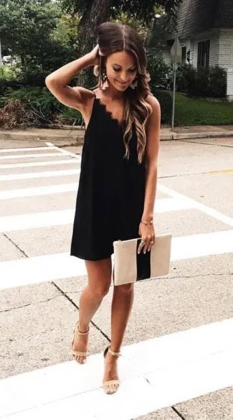 Black Scalloped Neckline Shift Sundress