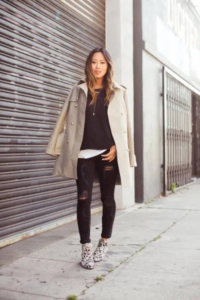 Grey Longline Blazer with Black Distressed Skinny Jeans