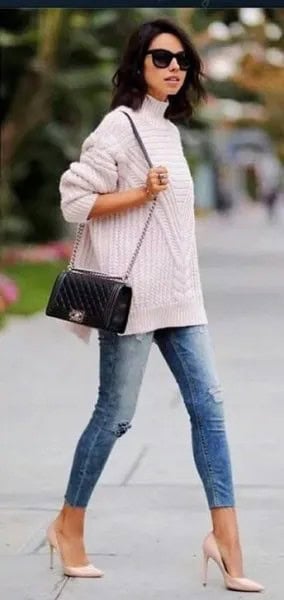 White Mock Neck Ribbed Sweater with Blue Jeans & Pink Heels