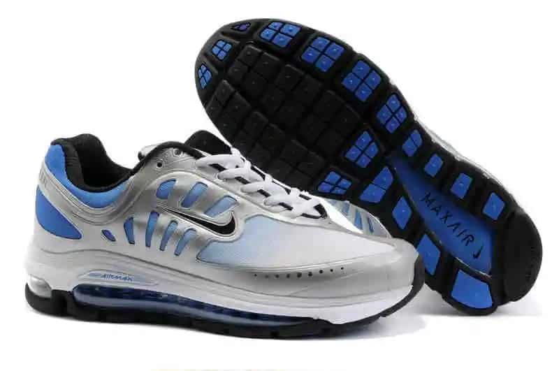 Cushioned walking shoes