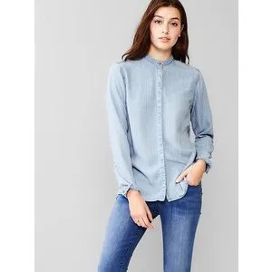 Chambray Shirt with Blue Skinny Jeans