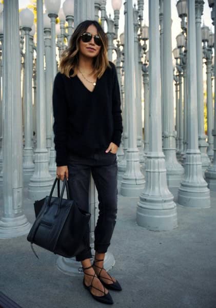 Black V Neck Chunky Sweater with Slim Fit Jeans & Strappy Velvet Flats