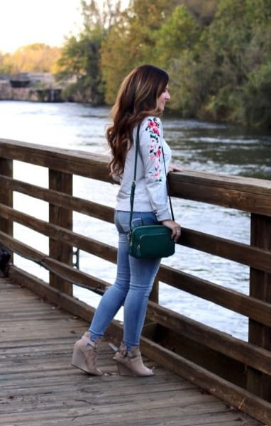 White Sweater with Blue Skinny Jeans & Nude Heeled Sandals