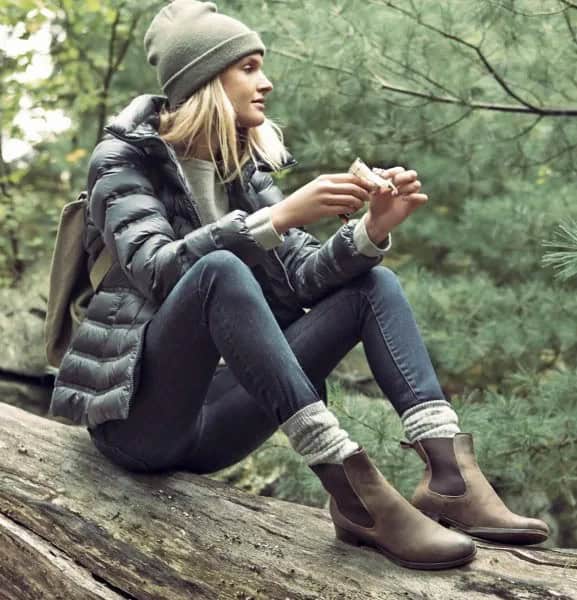 Grey Down Jacket with Skinny Jeans & Camel Hiking Boots