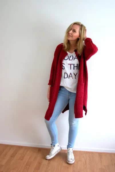 Red Long Cardigan with White Print Tee & Light Blue Skinny Jeans