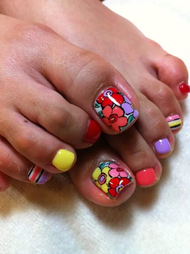 Flower nail designs for toes