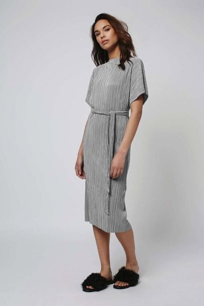 Grey Tie Waist Midi Pleated Dress with Faux Fur Slide Sandals